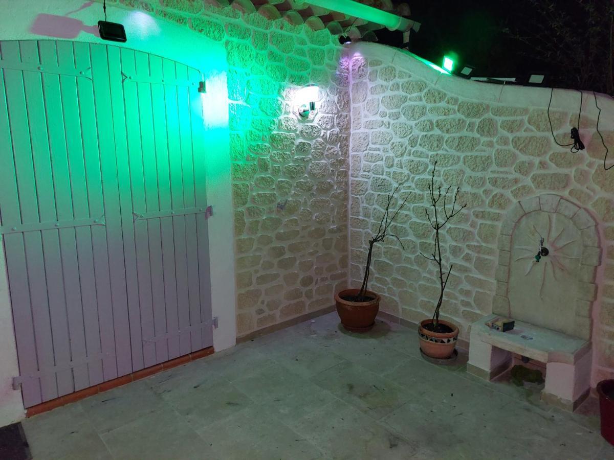 Suite 30 M2 Ideale Pour 2 Personnes Flassans-sur-Issole 외부 사진